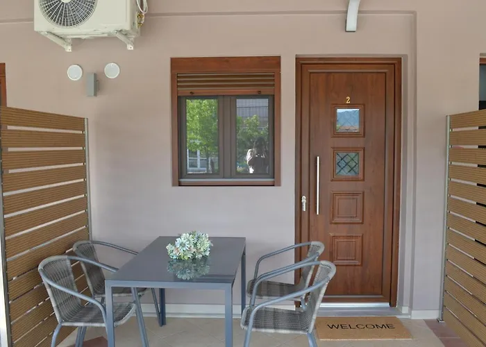 Evgenia & Zoe Apartman Vrasná